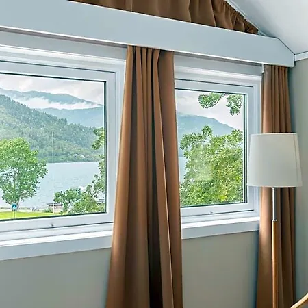 Ξενοδοχείο Kinsarvik Fjordhotel, Bw Signature Collection 3*