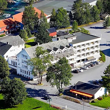 Ξενοδοχείο Kinsarvik Fjordhotel, Bw Signature Collection 3*