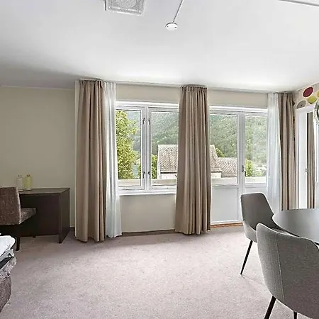 Kinsarvik Fjordhotel, Bw Signature Collection 3* Lofthus
